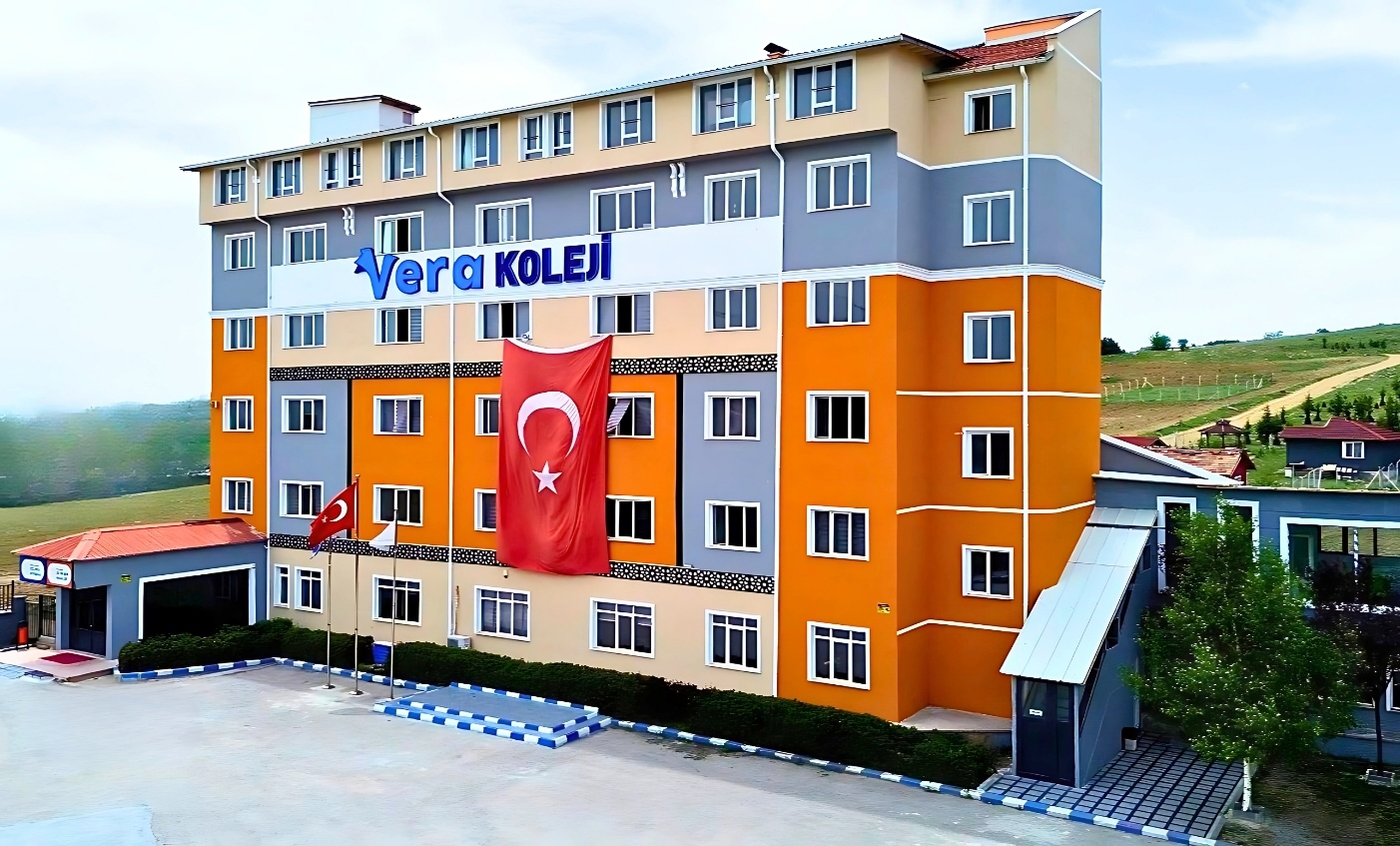Vera Koleji ana binası